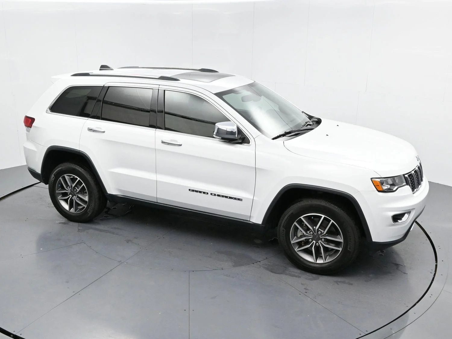 Used 2021 Bright White Clearcoat Jeep Limited image 36