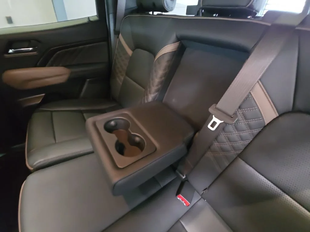 Certified Used 2026 Glacier Metallic GMC Denali image 35