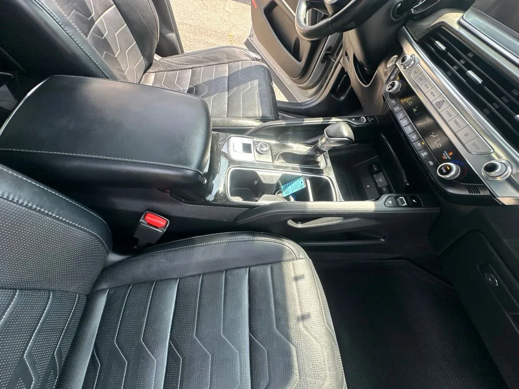 Used 2022 Gray Kia SX image 38