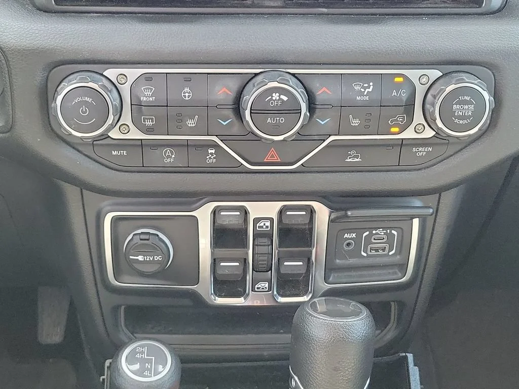 Used 2024 White Jeep 4-Door Sport S 4x4 image 20