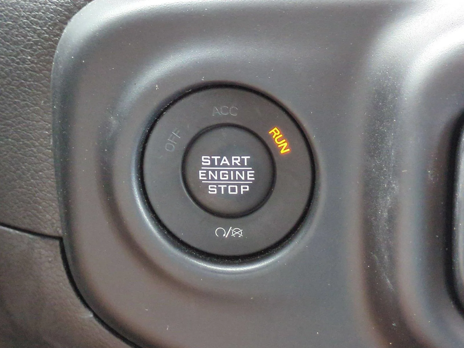 Used 2023 Bright White Clearcoat Jeep Rubicon image 29