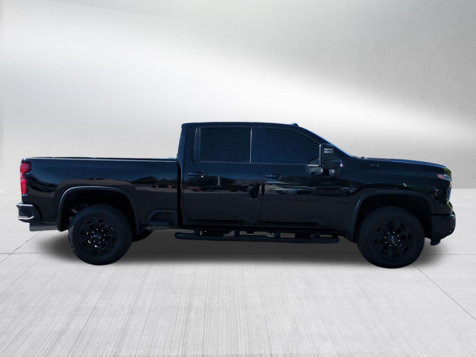 2024 Chevrolet Silverado 3500HD LTZ - Photo 6
