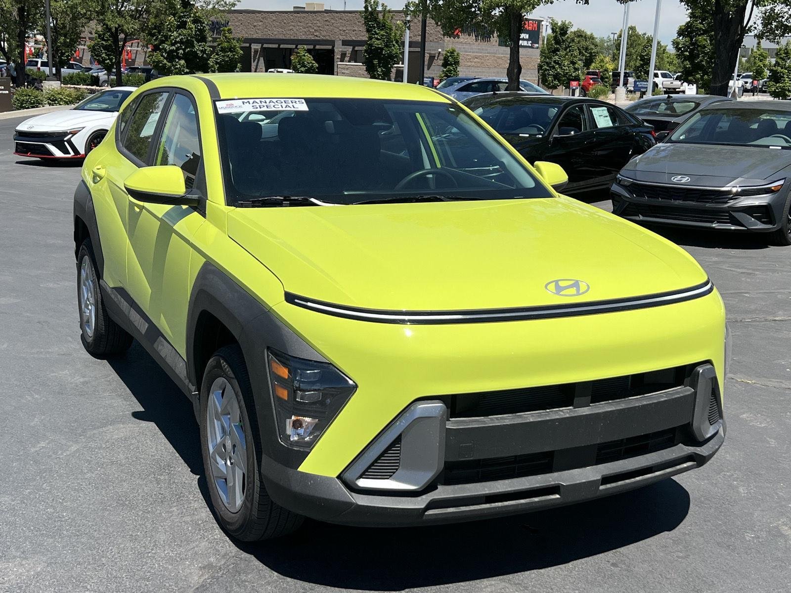 New 2026 Neoteric Yellow Hyundai SE image 4