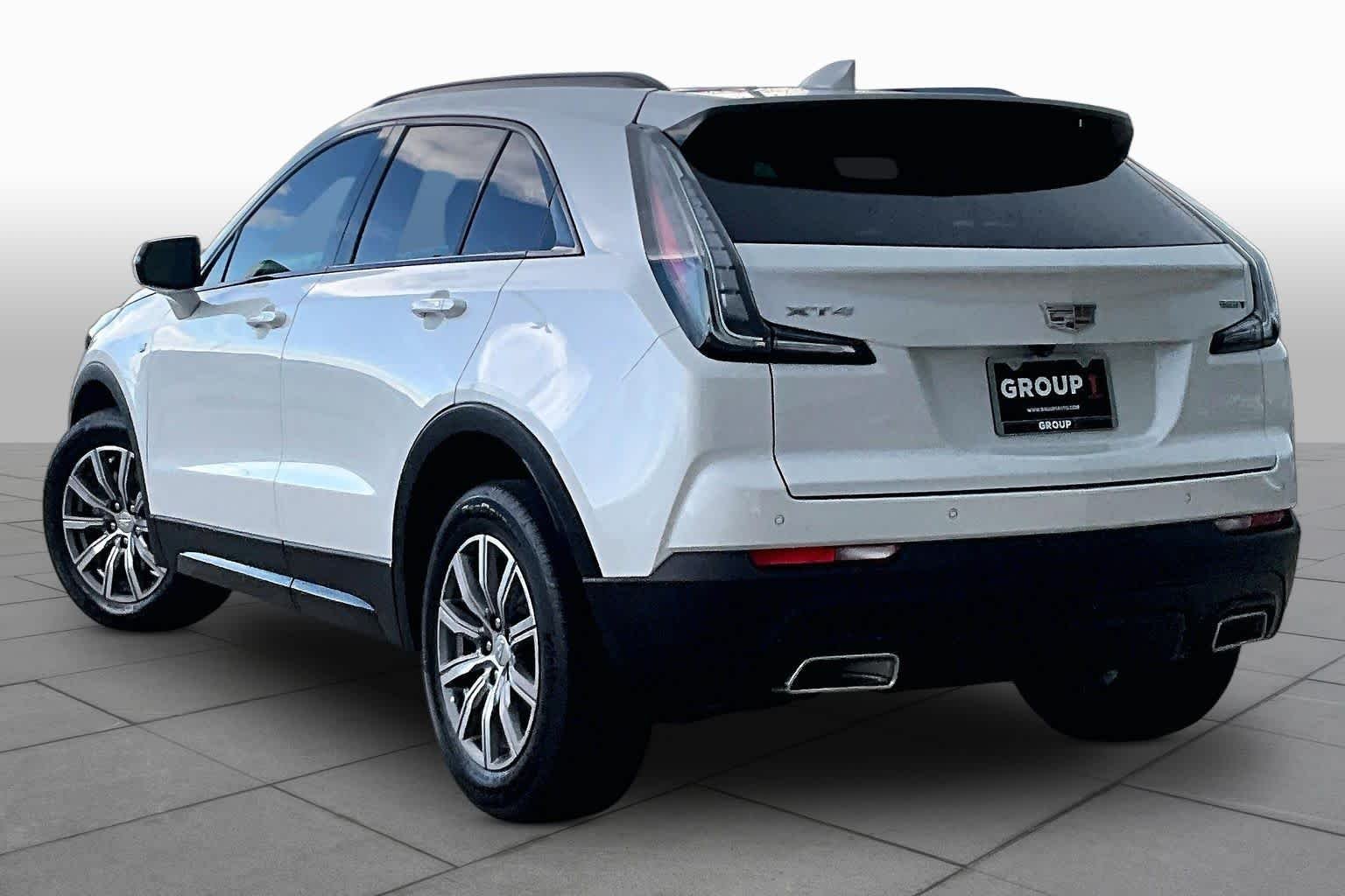 Used 2023 Crystal White Tricoat Cadillac FWD Sport image 12