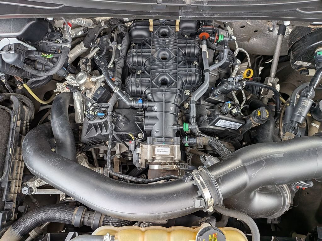 Used 2021 White Ford Limited image 14