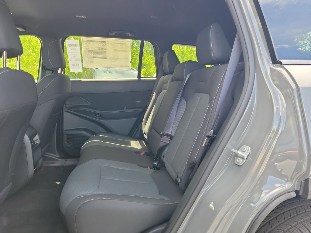 New 2026 Sting-Gray Clear-Coat Exterior Paint Jeep Laredo image 9