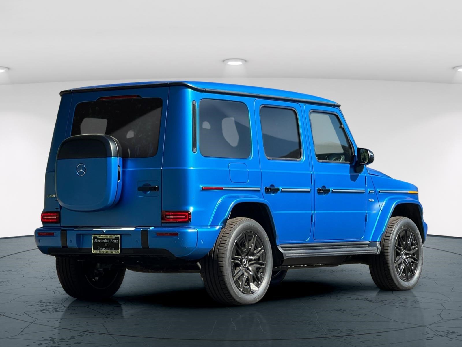 2025 Mercedes-Benz G-Class G580 - Photo 6