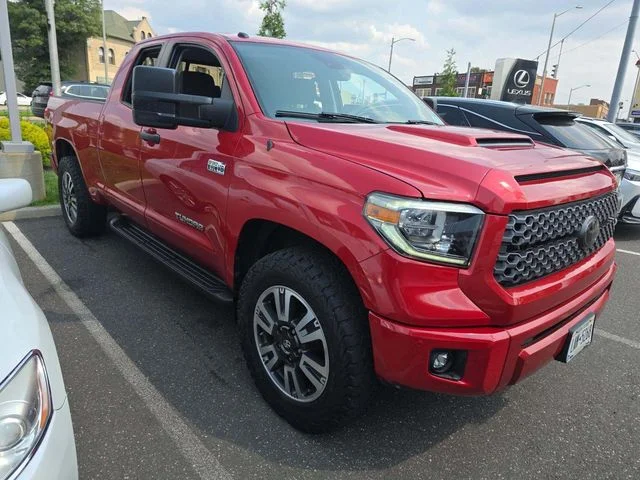Used 2018 Red Toyota SR5 image 1