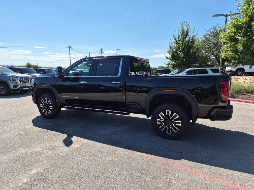 New 2026 GMC Sierra 2500 HD Denali Ultimate, photo 6