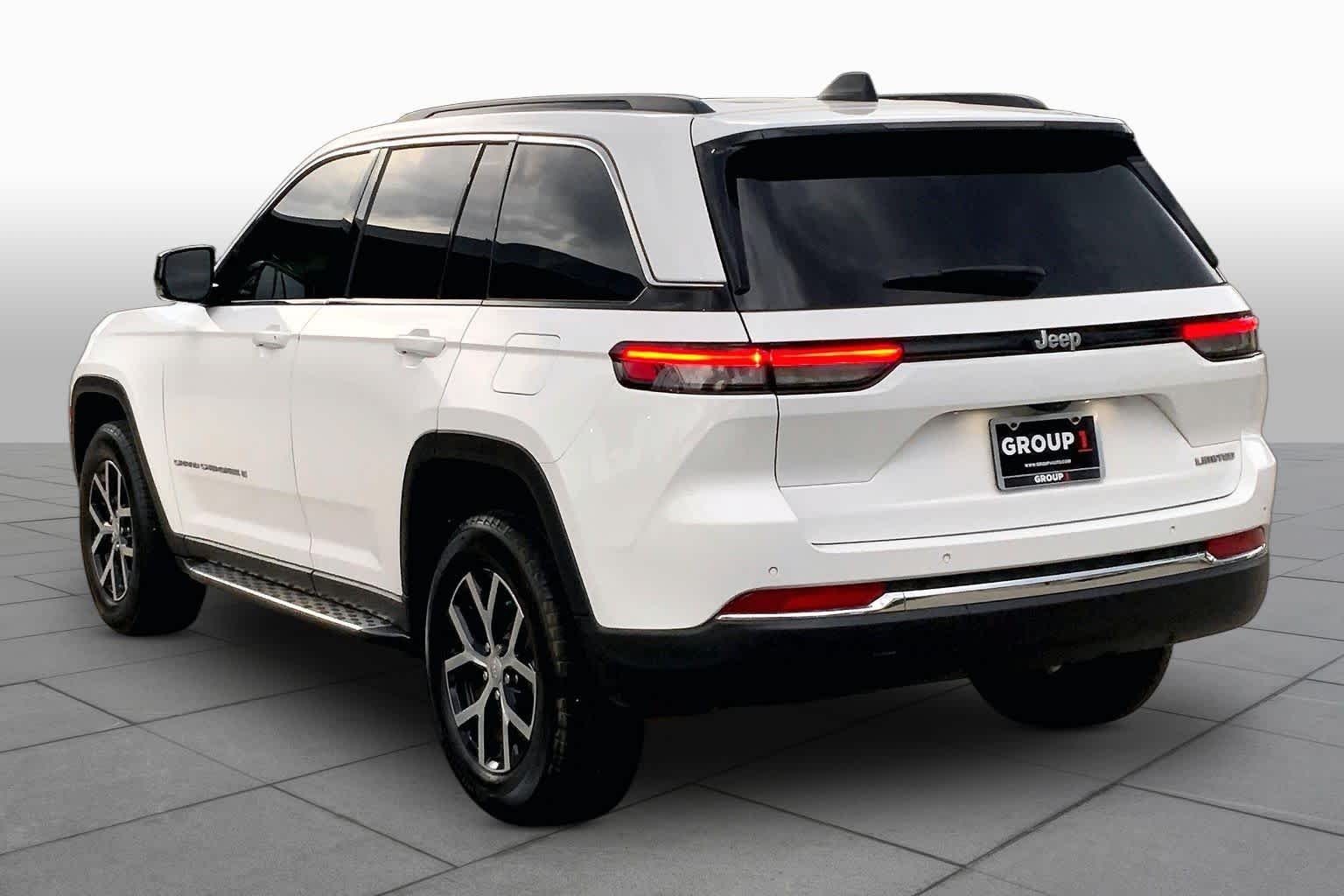 Used 2024 Bright White Clearcoat Jeep Limited image 12