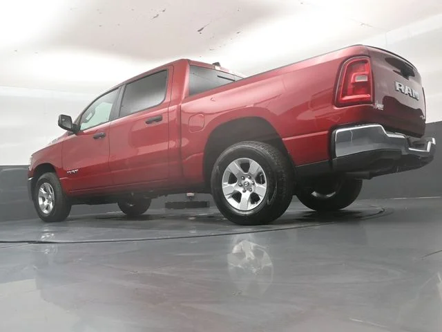 New 2026 Molten Red Pearl-Coat Exterior Paint RAM Tradesman image 42