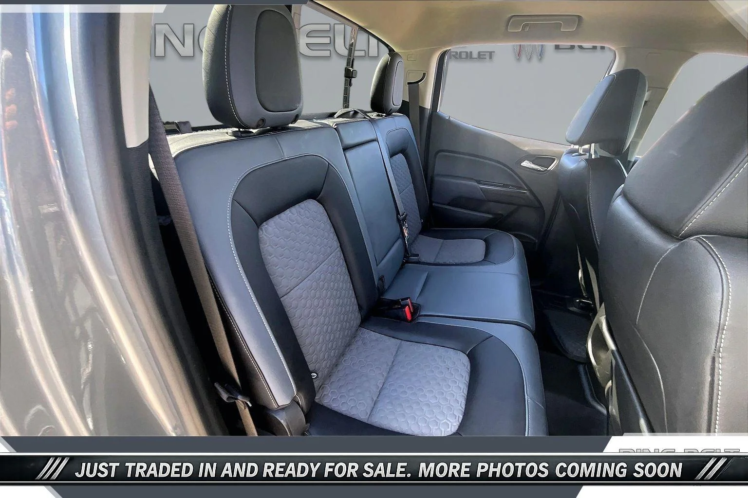 Used 2021 SATIN STEEL METALLIC Chevrolet 4WD Z71 image 21
