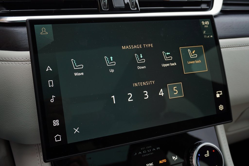 2025 JAGUAR F-PACE - Image 23