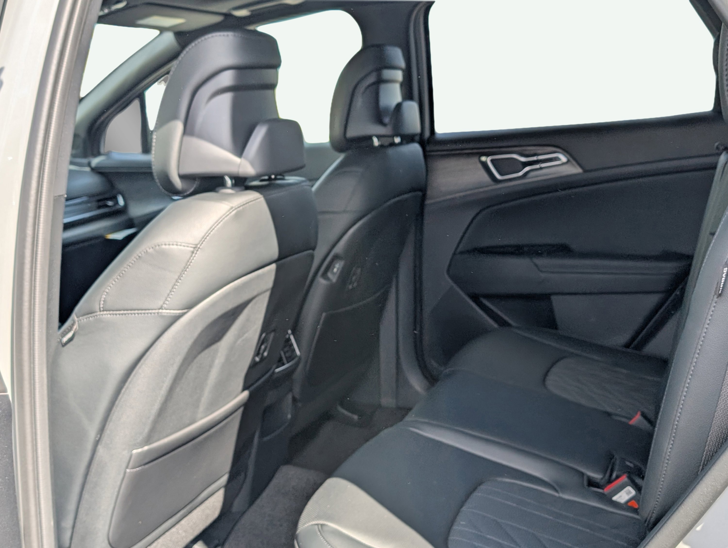 2025 Kia Sportage X-Pro Prestige - Photo 15