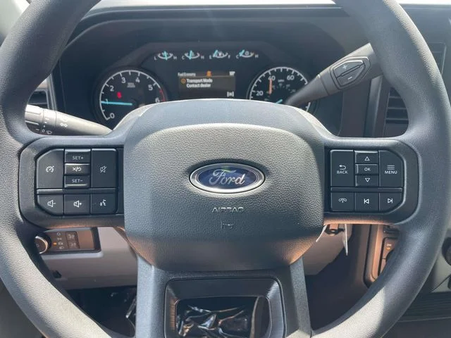 New 2026 Agate Black Metallic Ford XLT image 17