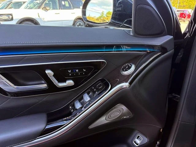 Used 2024 Black Mercedes-Benz S 580 image 17
