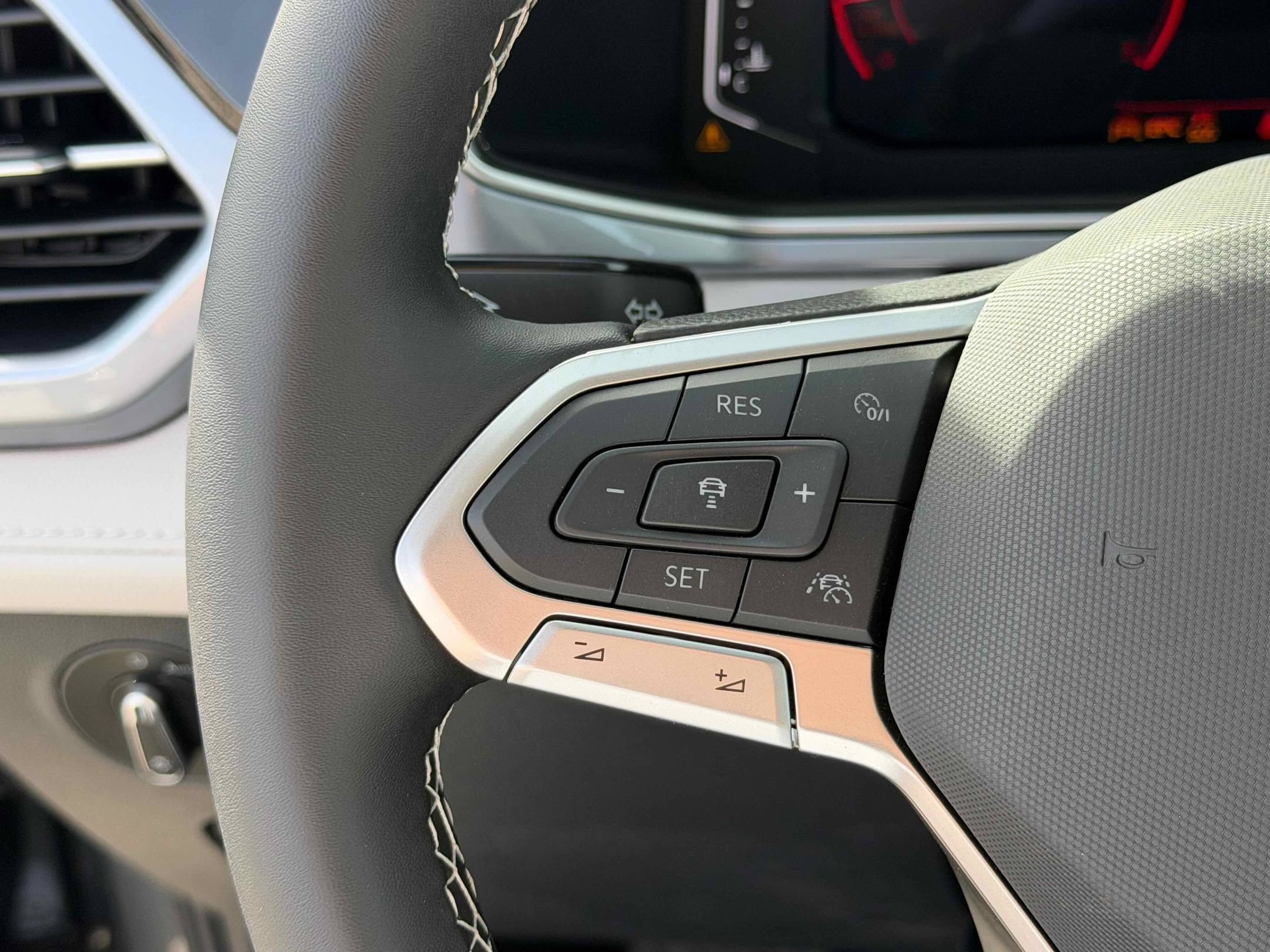 New 2026 Platinum Gray Volkswagen SEL image 19