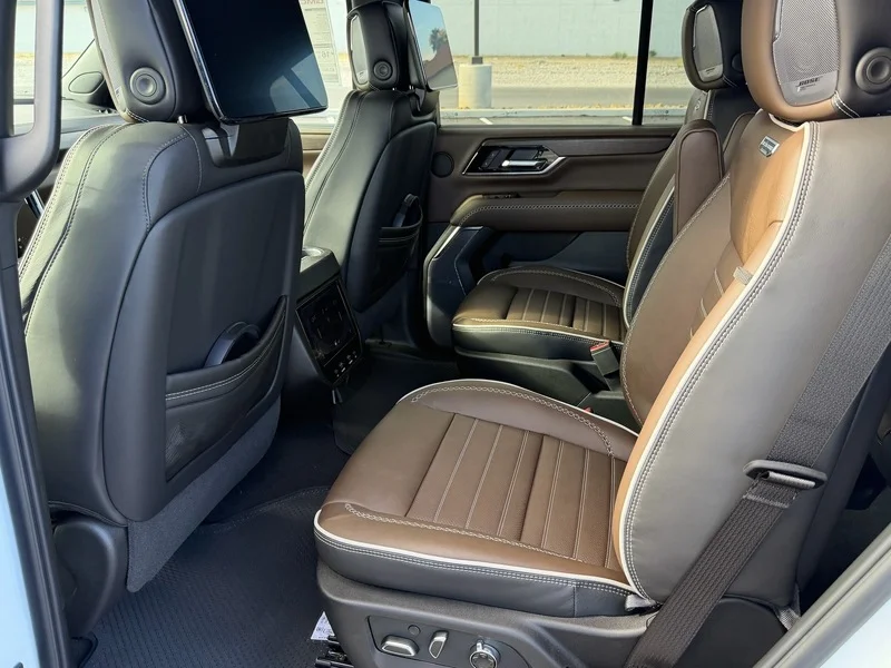 New 2026 Glacier White Tricoat GMC Denali Ultimate image 17