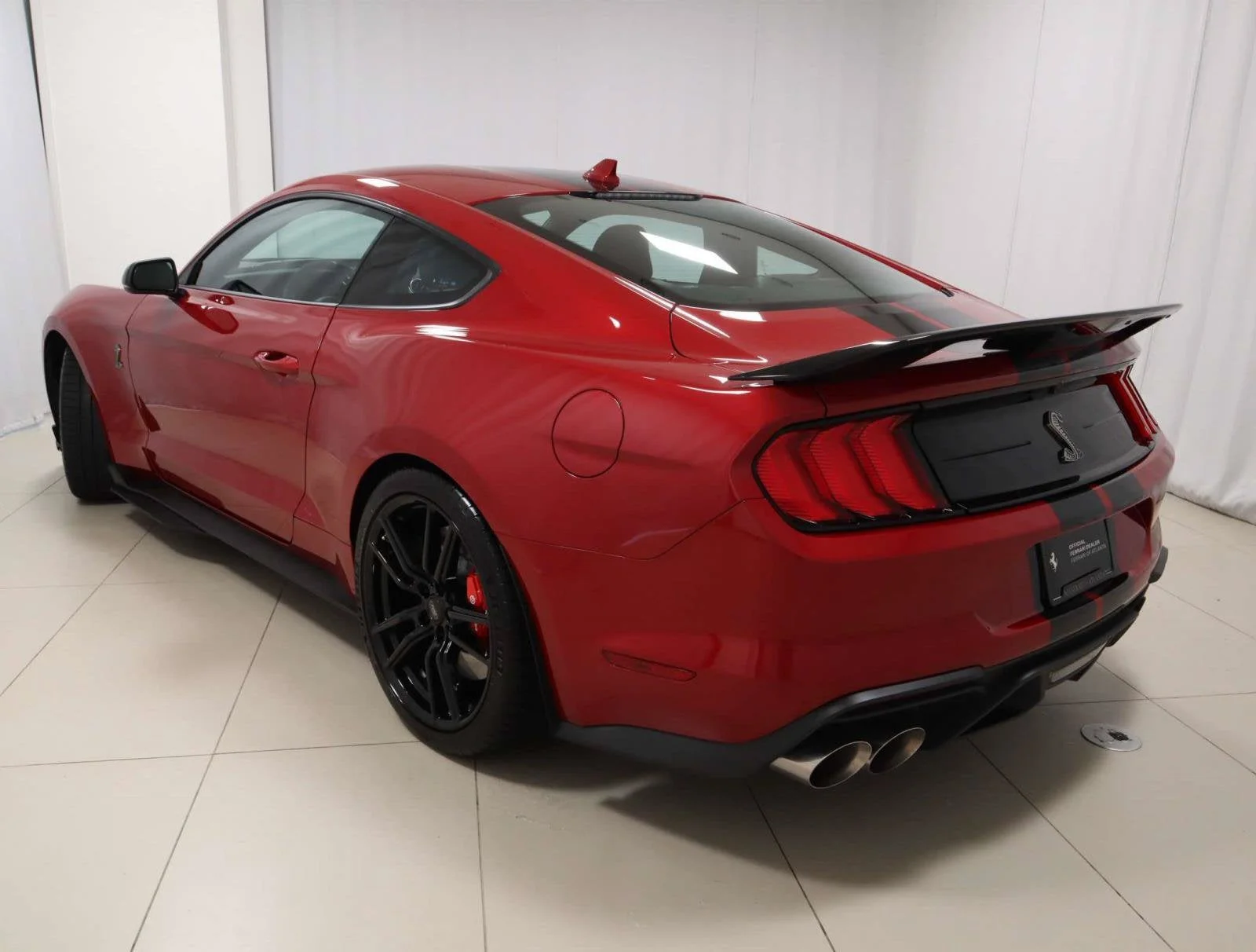 Used 2020 Rapid Red Metallic Tinted Clearcoat Ford Shelby GT500 image 3