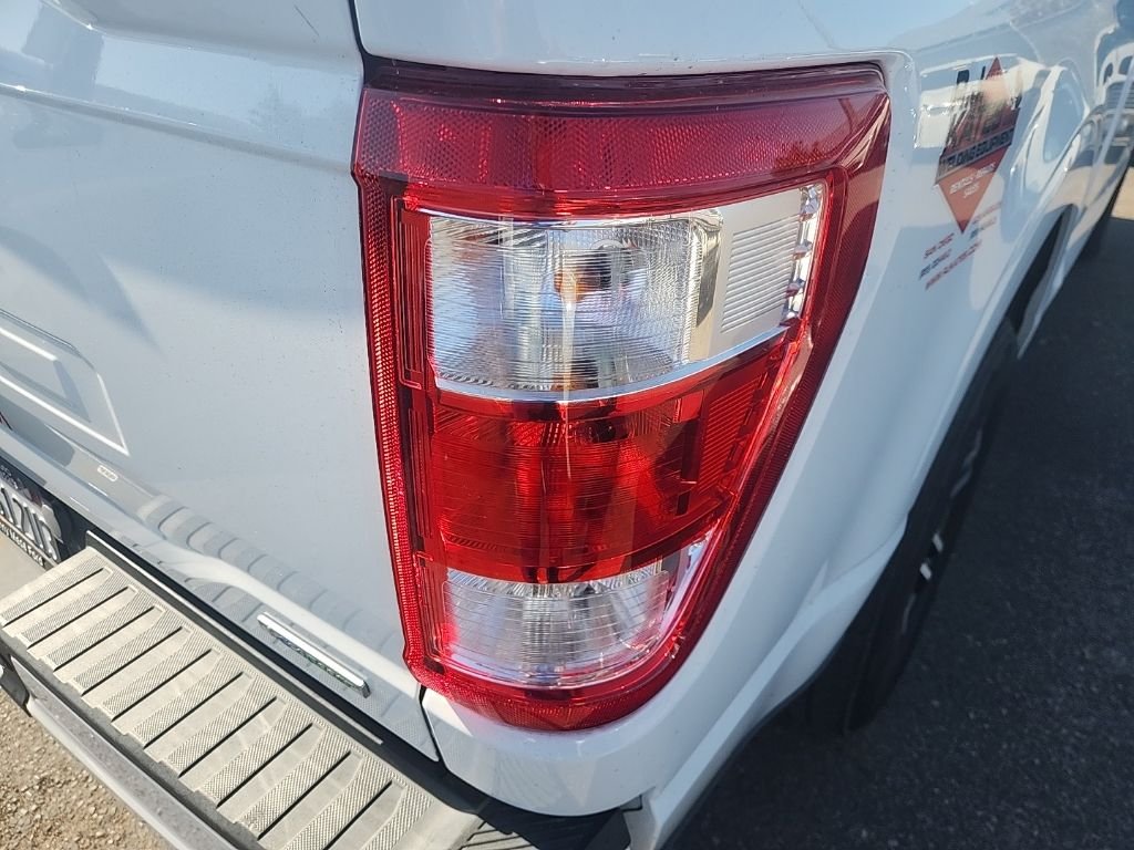 Used 2023 White Ford XL image 13