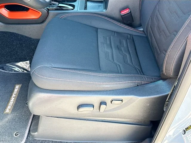 Used 2025 Gray Nissan PRO-X image 18