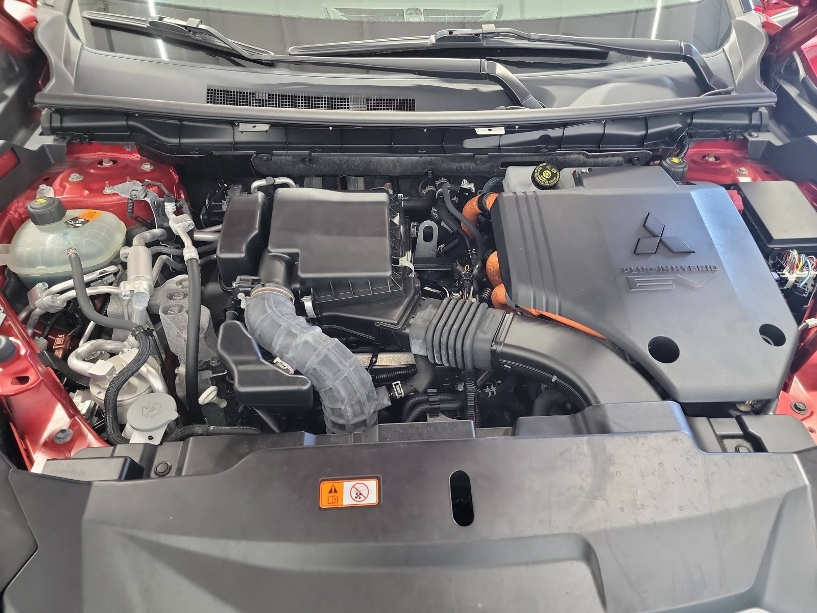 Used 2023 Red Diamond Mitsubishi SE image 23