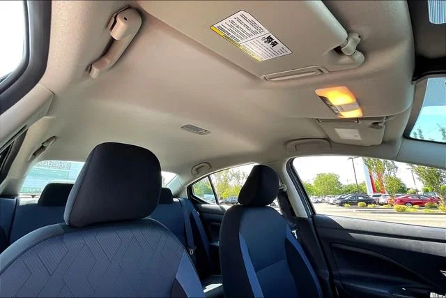 2025 Nissan Versa Sedan SV - Photo 25