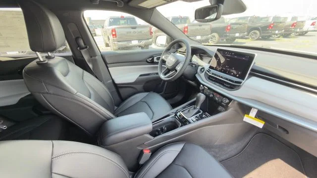 New 2026 White Jeep Limited image 25
