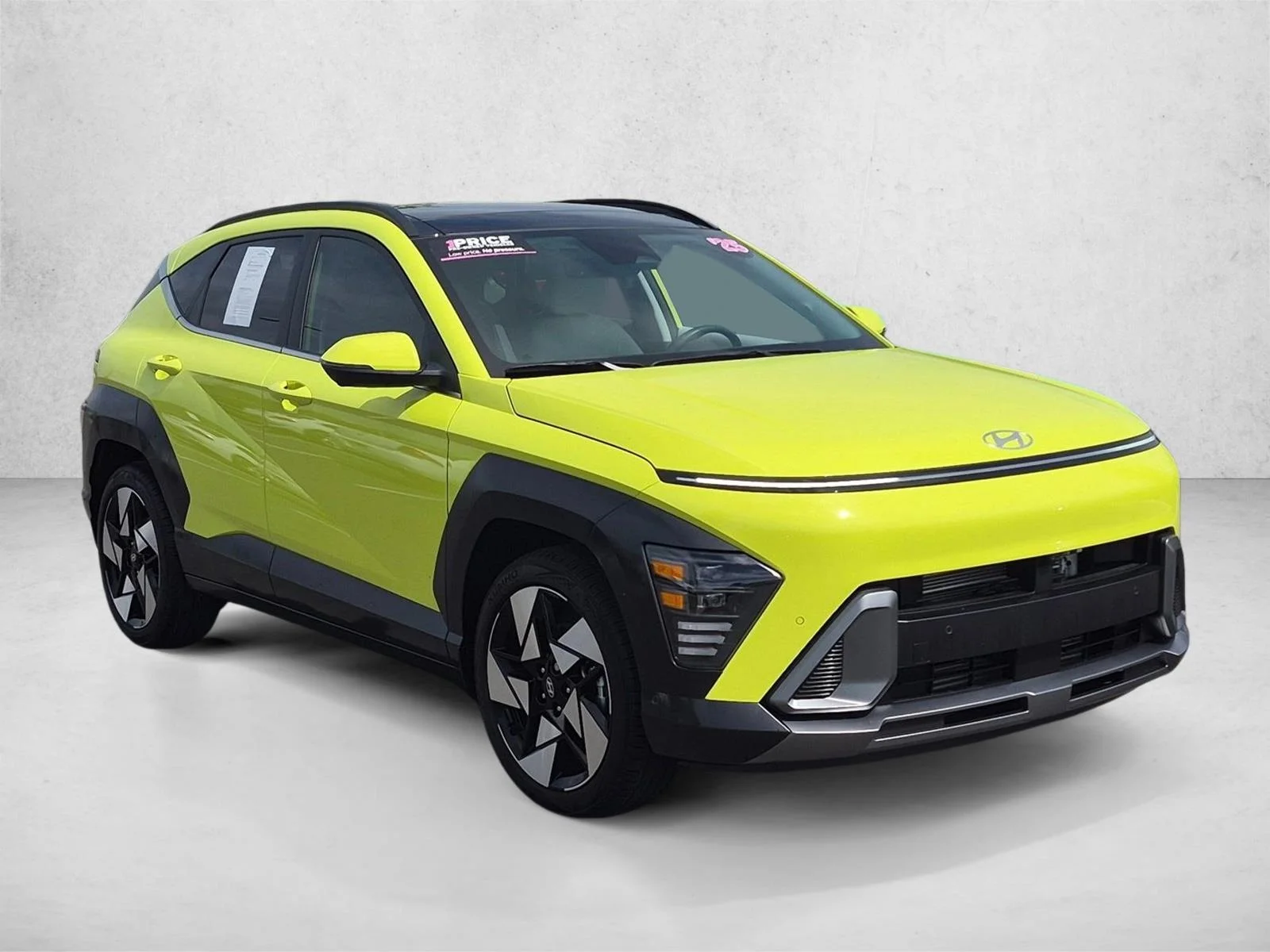 Used 2025 Neoteric Yellow Hyundai Limited image 3