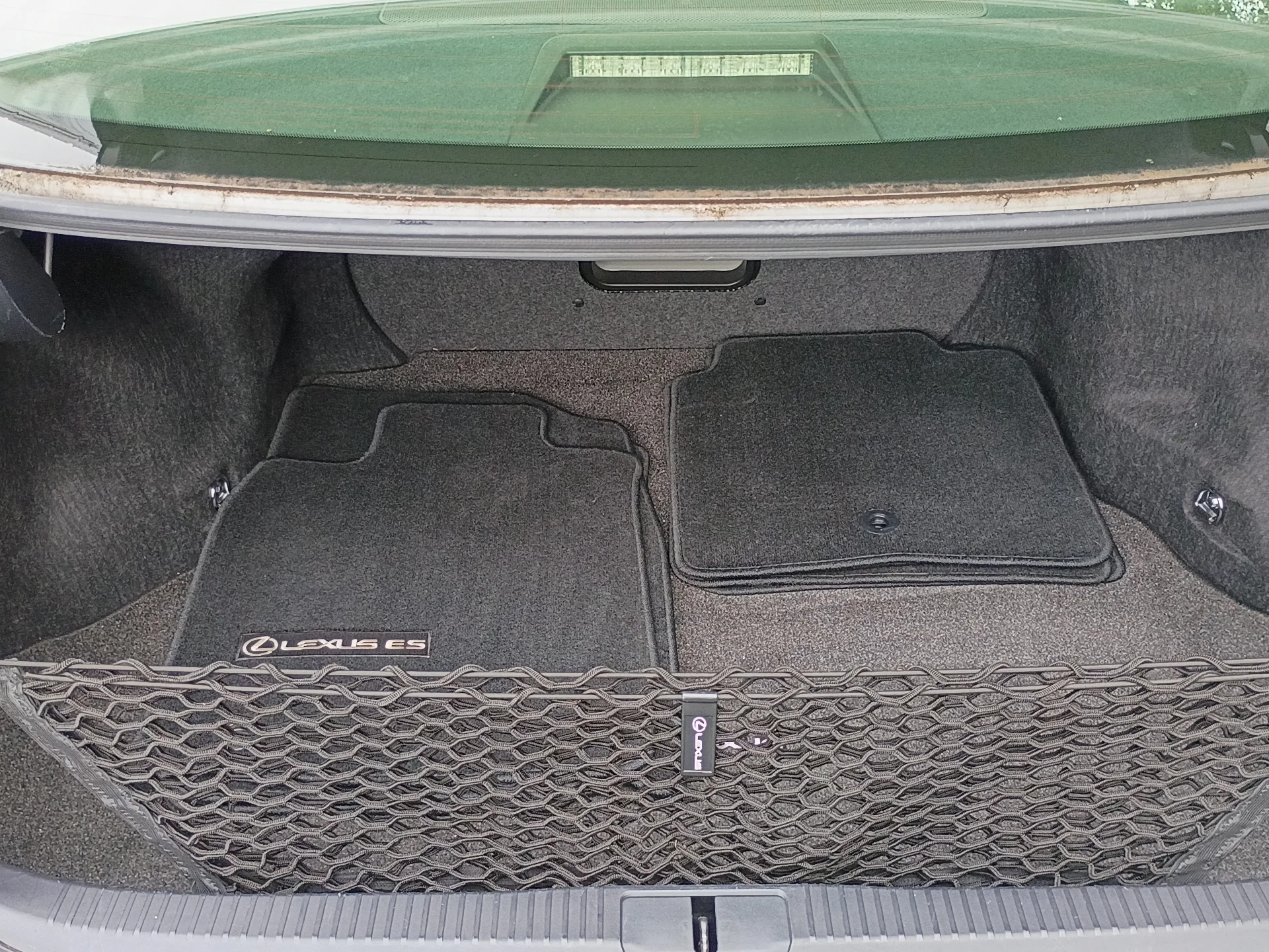 Used 2014 Silver Lining Metallic Lexus Base image 14