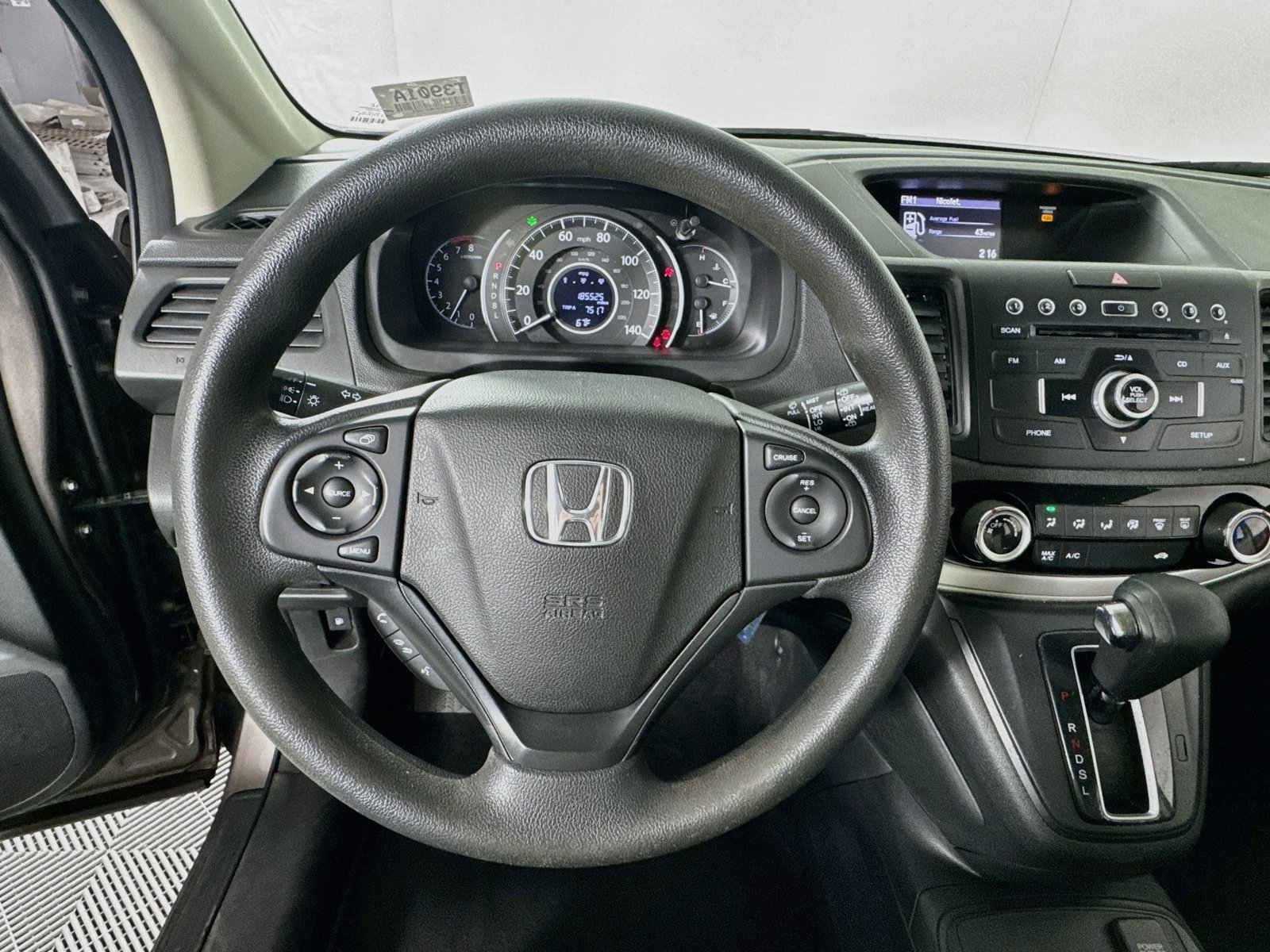 Used 2016 Urban Titanium Metallic Honda SE image 13