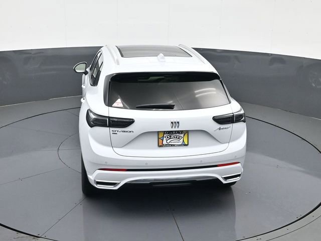 New 2026 Iridescent White Tricoat Buick Avenir image 18