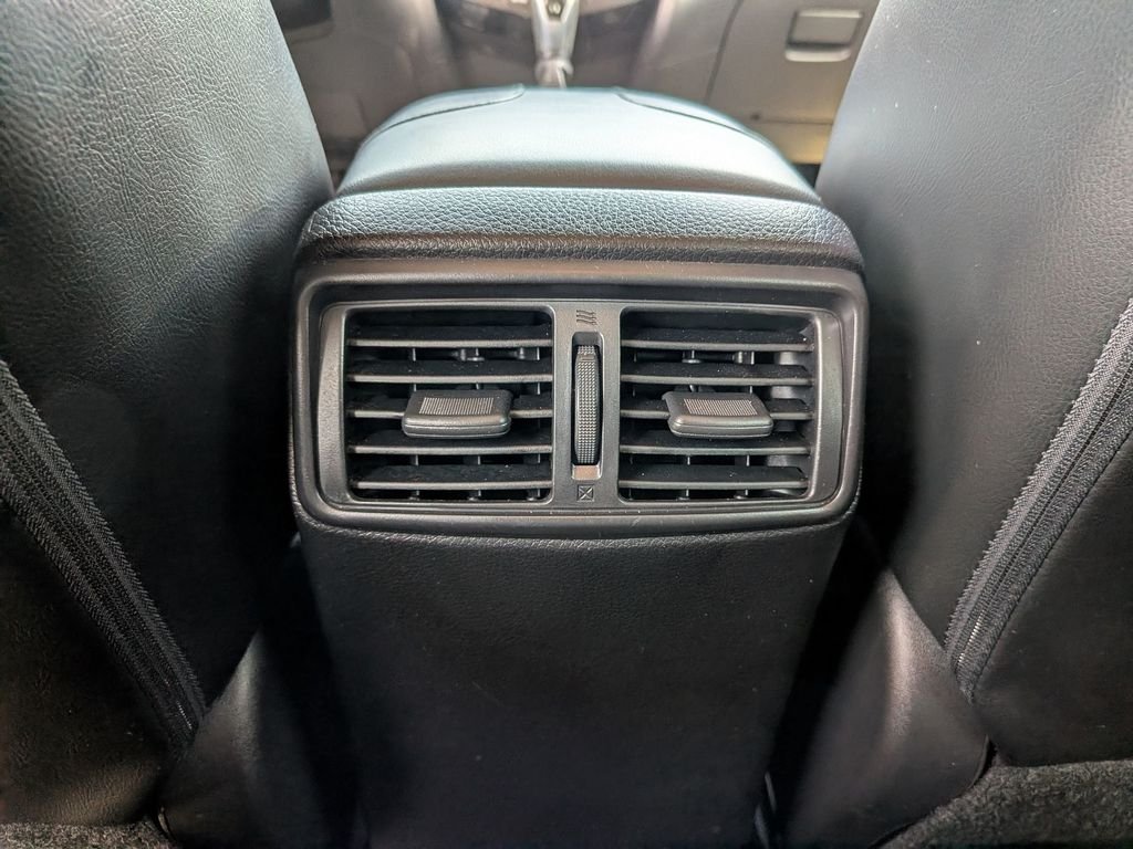 Used 2022 Red Nissan SL image 34