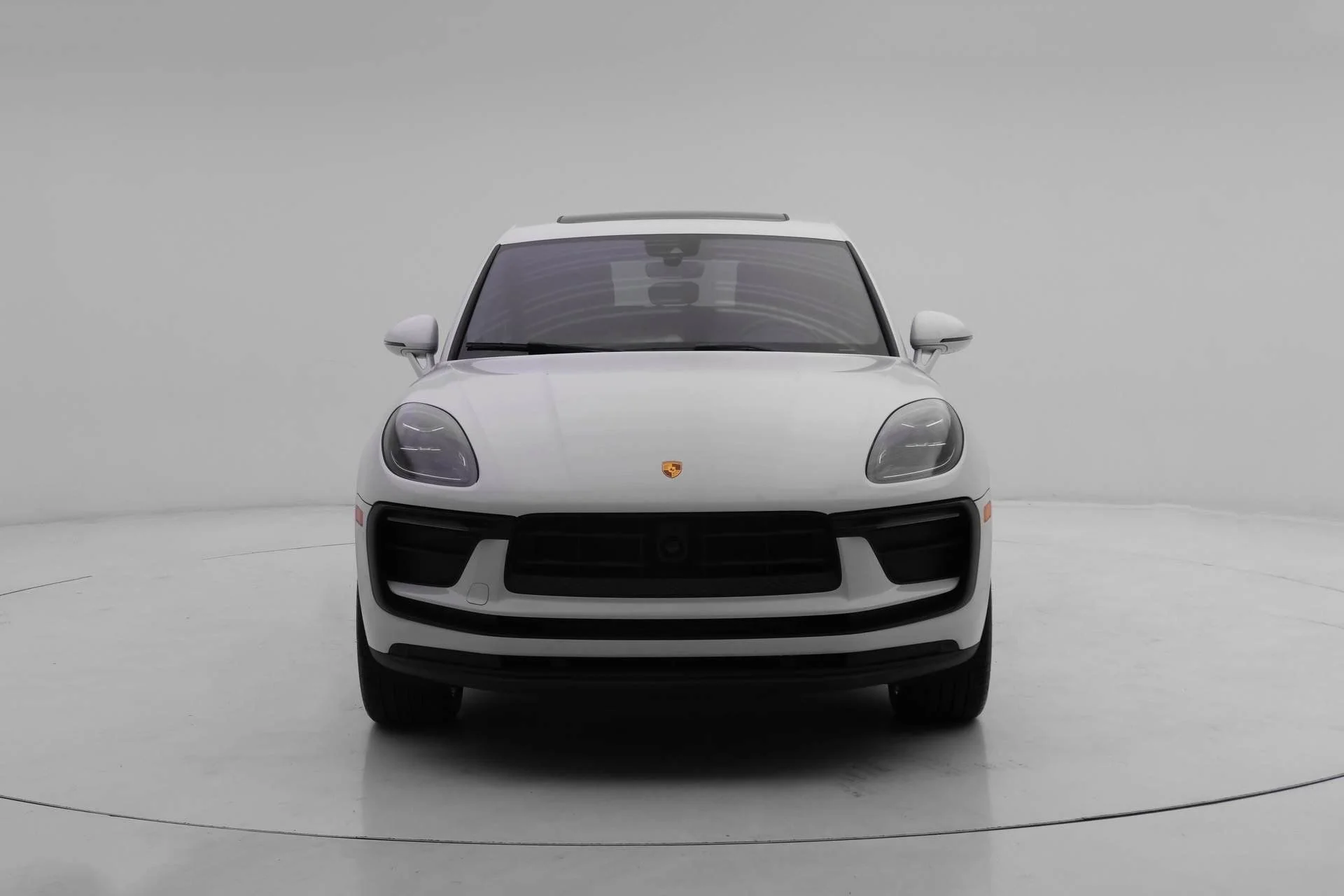 Used 2025 White Porsche  image 17
