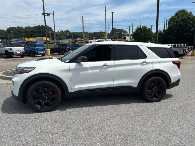 Used 2022 White Ford ST image 5