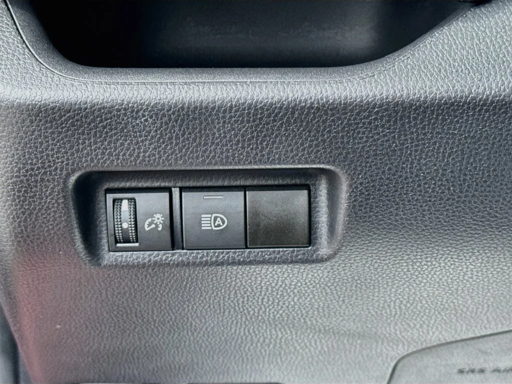 Used 2025 Red Toyota XLE image 10