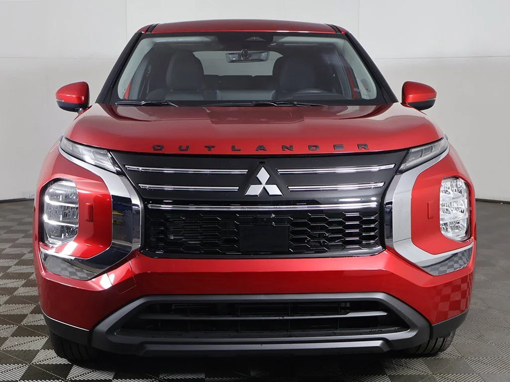 2026 Mitsubishi Outlander ES - Photo 12