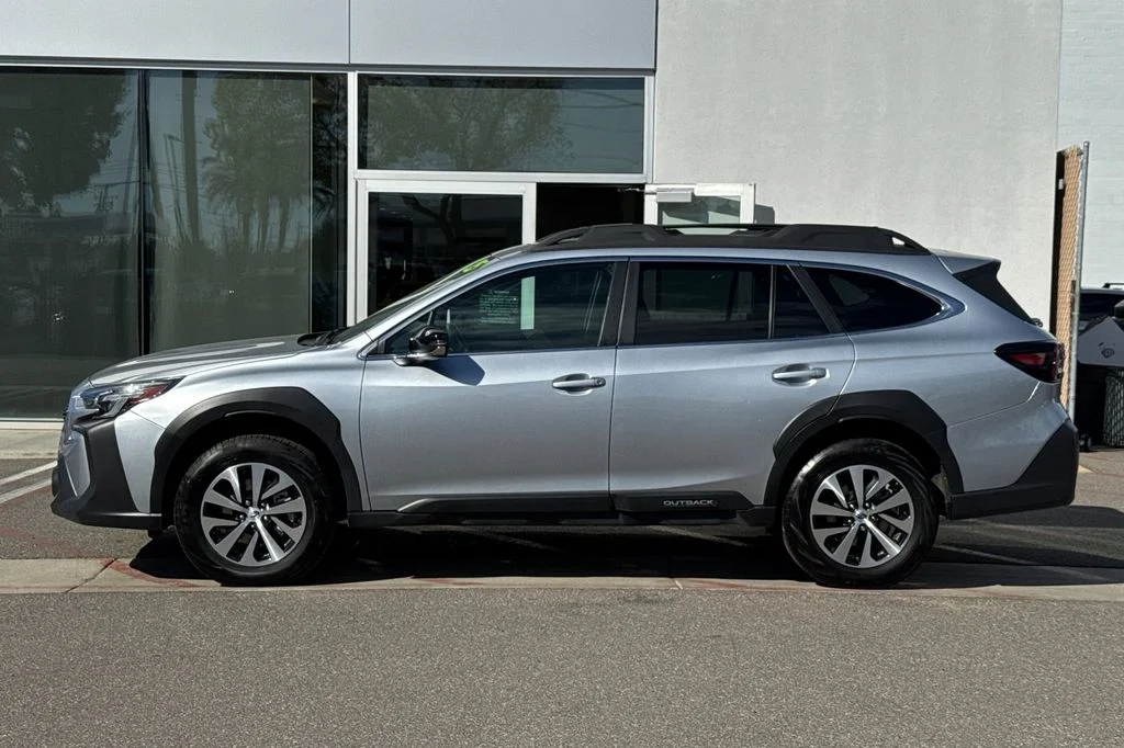 2025 Subaru Outback Premium - Photo 9