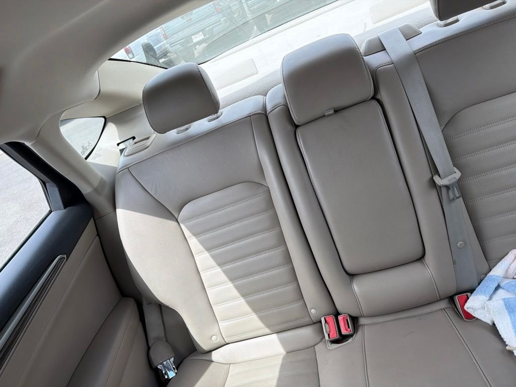 Used 2017 Red Ford SE image 24