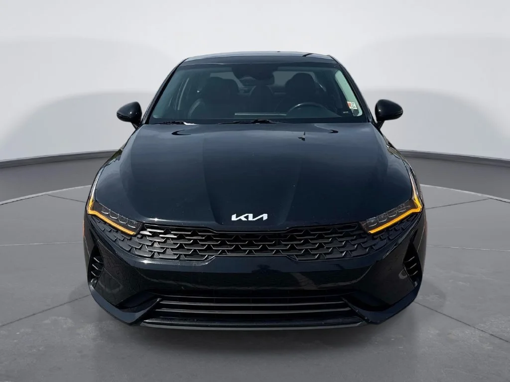 Used 2023 Black Kia EX image 2