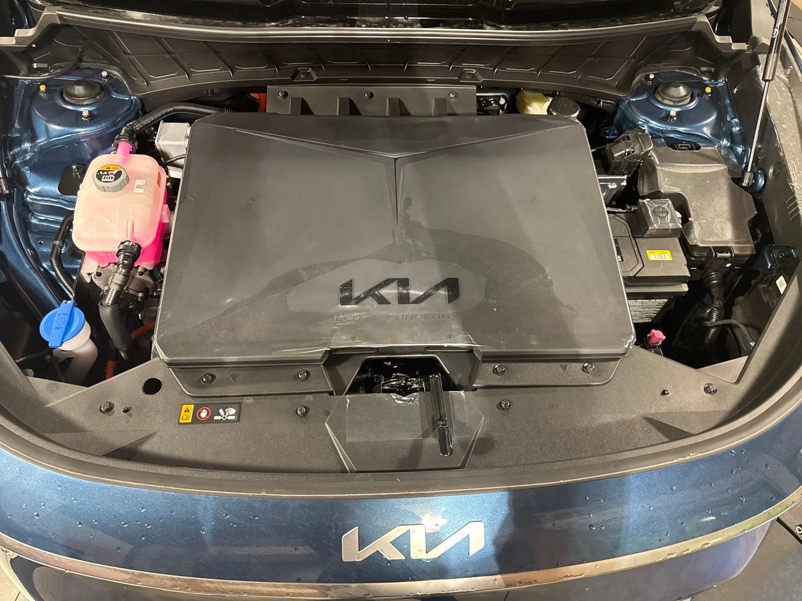 New 2026 Mineral Blue Kia Wind image 15