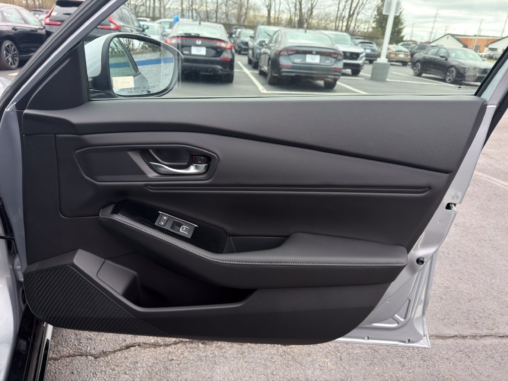 New 2026 Solar Silver Metallic Honda Touring image 25
