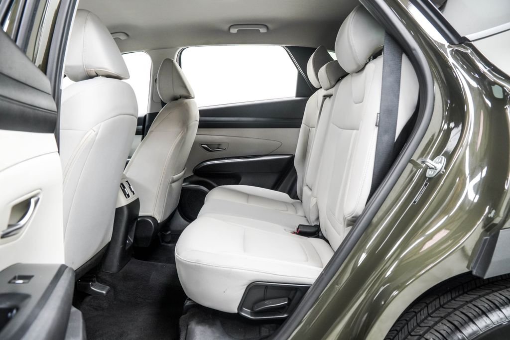 Used 2025 Green Hyundai SEL image 18