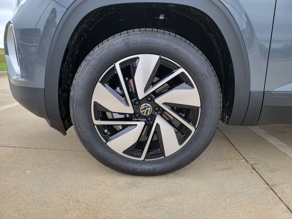 2026 Volkswagen Atlas SE w/Tech - Photo 26