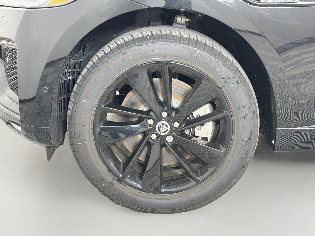 New 2026 Santorini Black Jaguar P250 R-Dynamic S image 33
