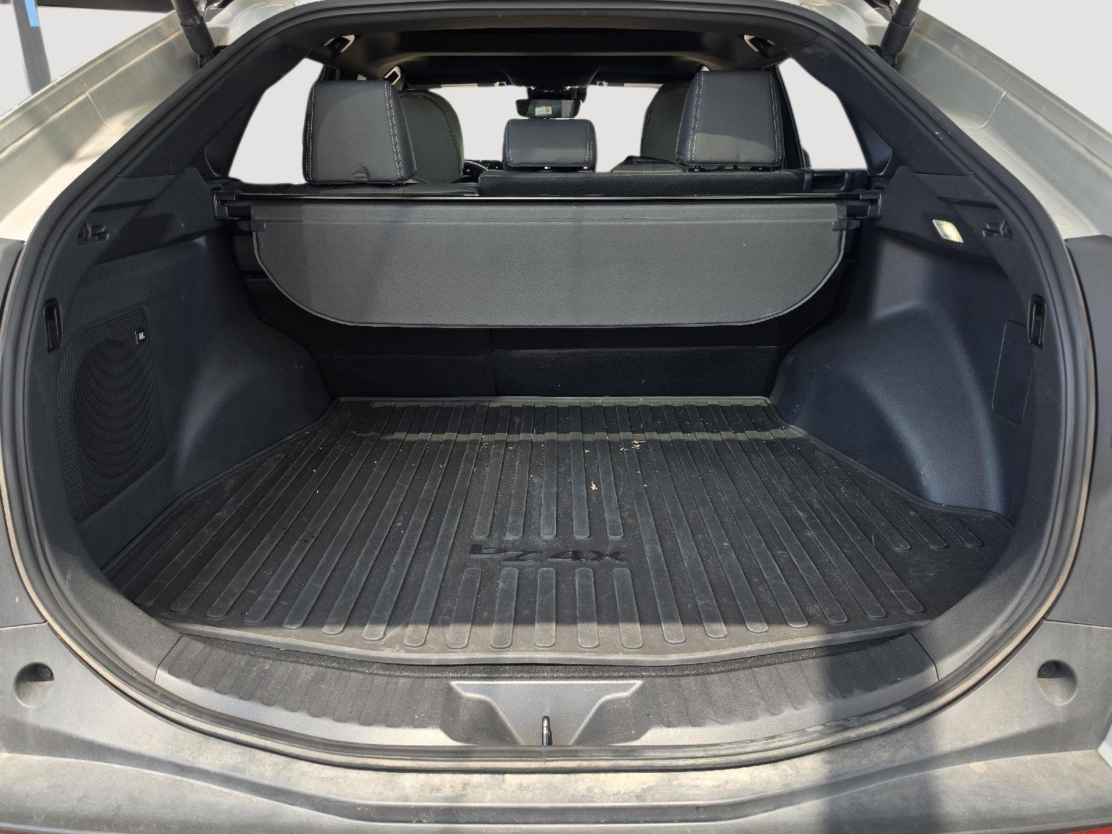 Certified Used 2023 Elemental Silver Metallic w/Black Roof Toyota Limited image 25