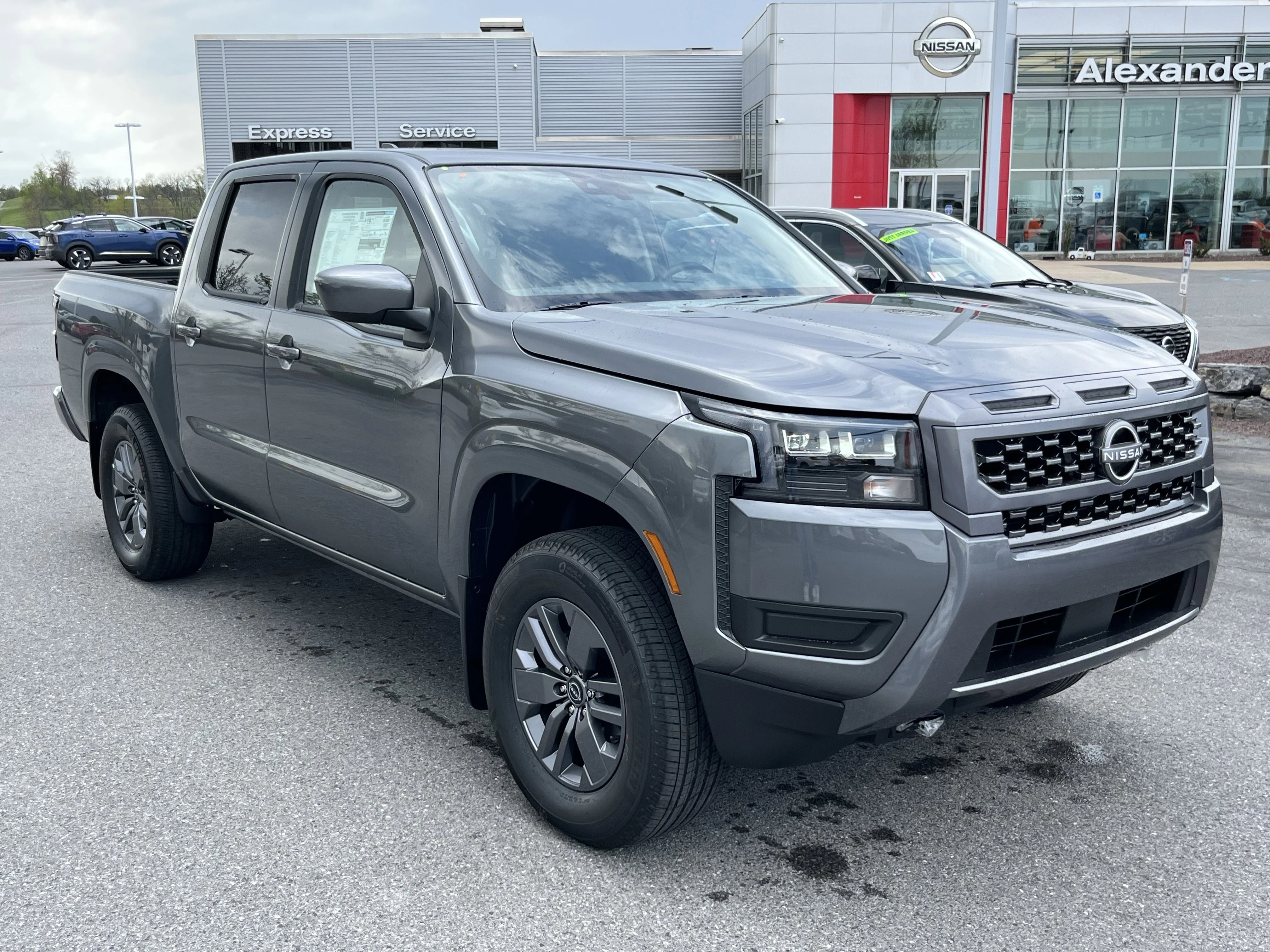 2026 Nissan Frontier SV Crew Cab 4X4 SWB's photo