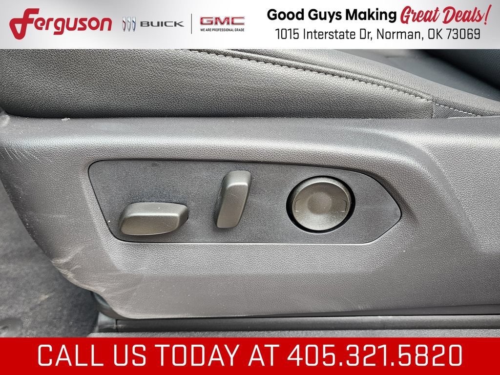 2026 GMC Sierra 1500 SLT - Photo 19
