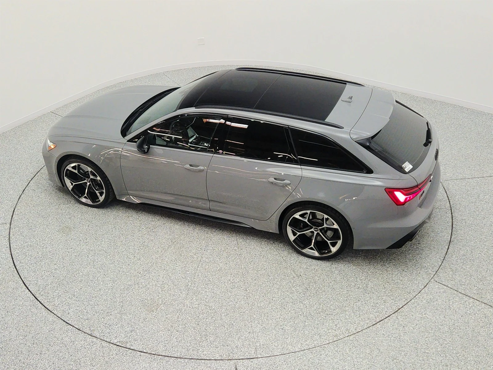 Used 2025 Nardo Gray Audi performance 4.0 TFSI quattro image 29