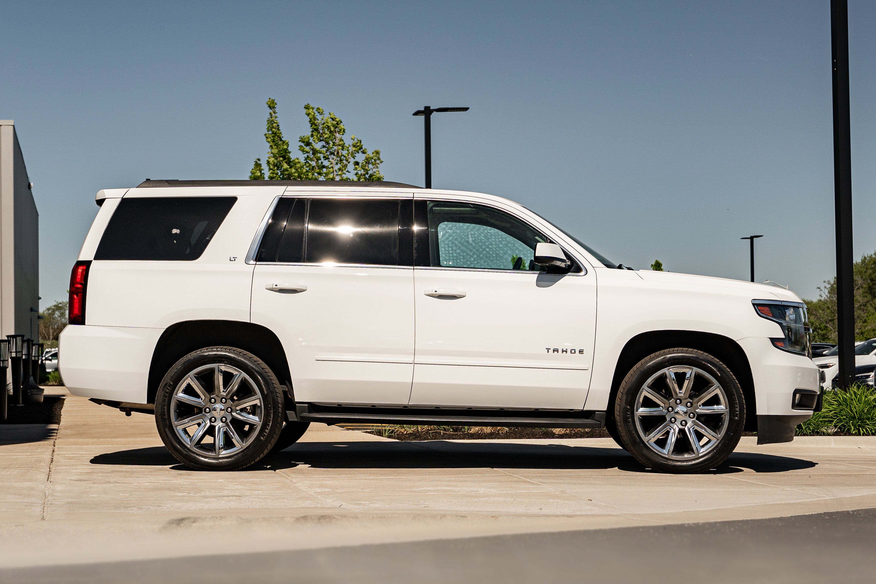 Used 2020 Summit White Chevrolet LT image 3